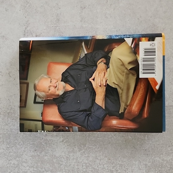 The Bootlegger 1st Edition by Clive Cussler Hardcover Book - Picture 2 of 8